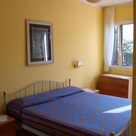 Casa Gialla Imperia